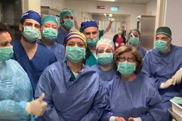 Policlinico, 8 ore senza bere e andare in bagno: �Niente mascherine e tute di ricambio�